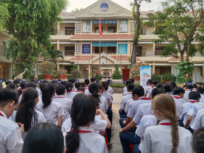 Trường THCS Chu Văn An, thành phố Thủ Dầu Một, tỉnh Bình Dương tổ chức tập huấn “Toàn dân chủ động phòng ngừa, ứng phó hiệu quả với cháy, nổ và các sự cố, tai nạn” cho học sinh