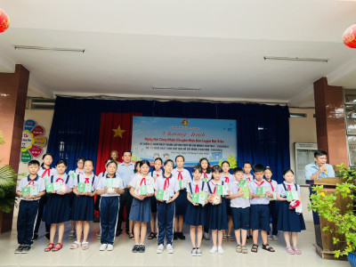 Kỷ niệm 134 năm ngày sinh nhật Bác - 83 năm ngày thành lập Đội Thiếu niên Tiền phong Hồ Chí Minh.