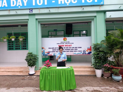LIÊN ĐỘI TỔ CHỨC SINH HOẠT VỀ "THƯ BÁC HỒ GỬI CÁC EM HỌC SINH NHÂN NGÀY KHAI TRƯỜNG ĐẦU TIÊN CỦA NƯỚC VIỆT NAM DÂN CHỦ CỘNG HOÀ"