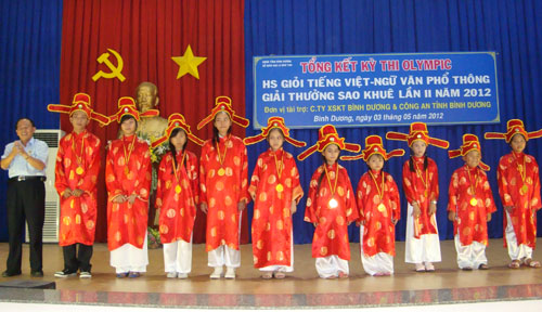Những gương mặt sáng giá tại cuộc thi học sinh giỏi tiếng Việt - ngữ văn giải thưởng Sao Khuê