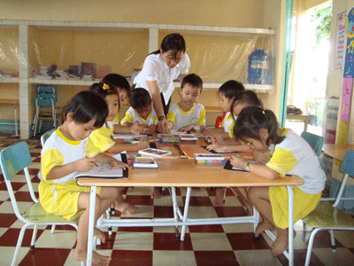 Chất lượng chăm sóc, giáo dục trẻ MN ngày càng được nâng lên.